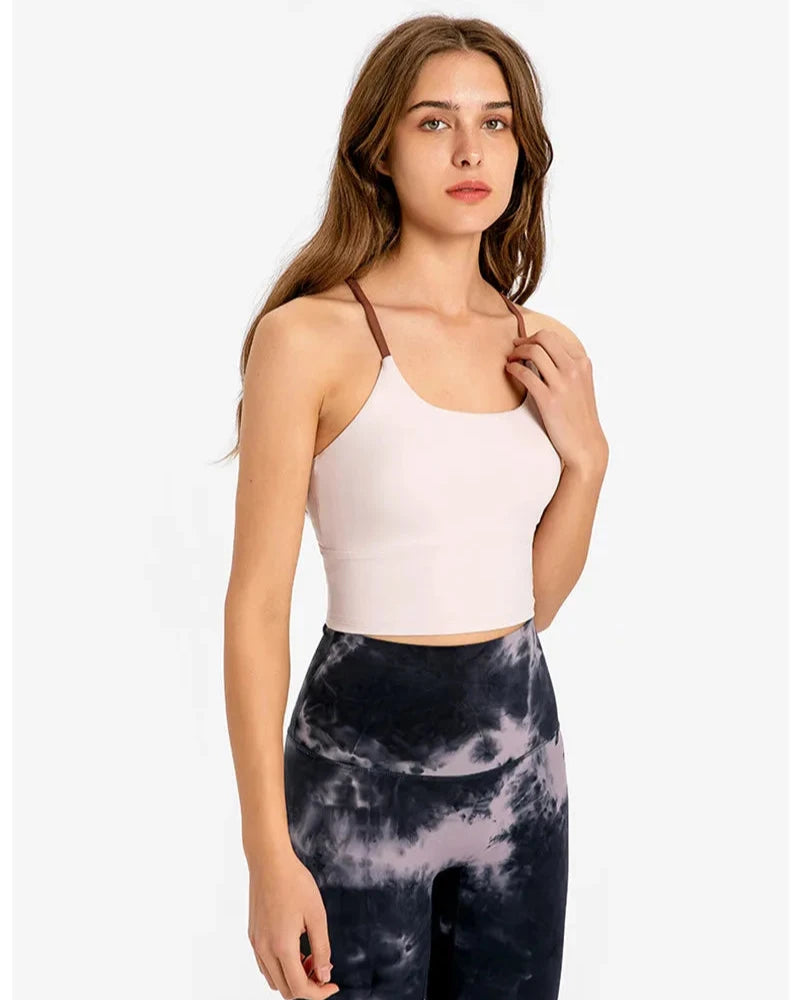 Top sportowy na ramiączkach z podszewką