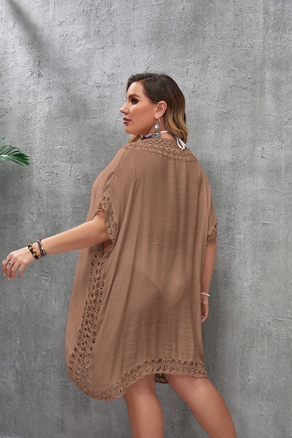 Suknia plażowa plus size z wiązaniem na szyi