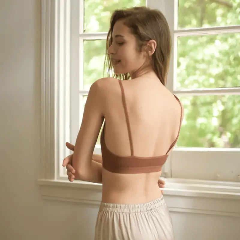 Biustonosz bralette o prostym kroju