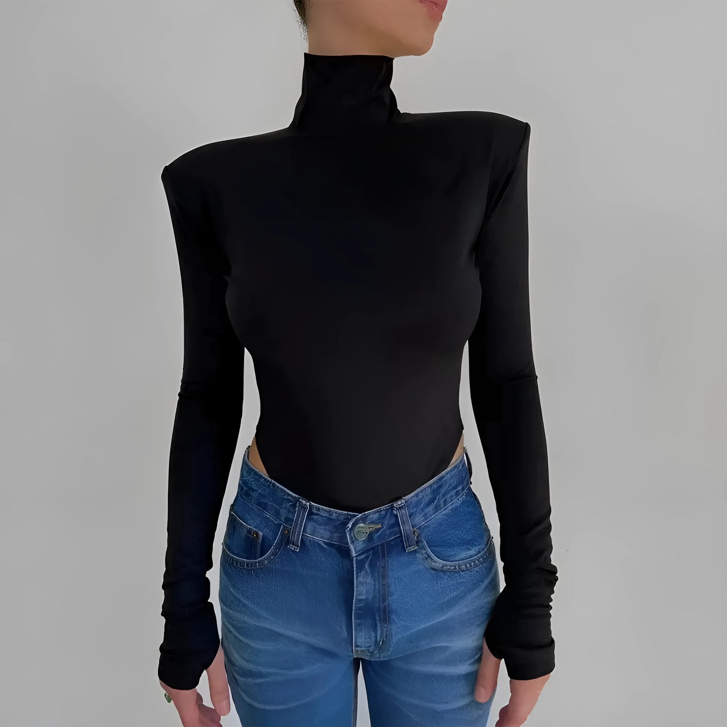Body damskie z odkrytymi plecami