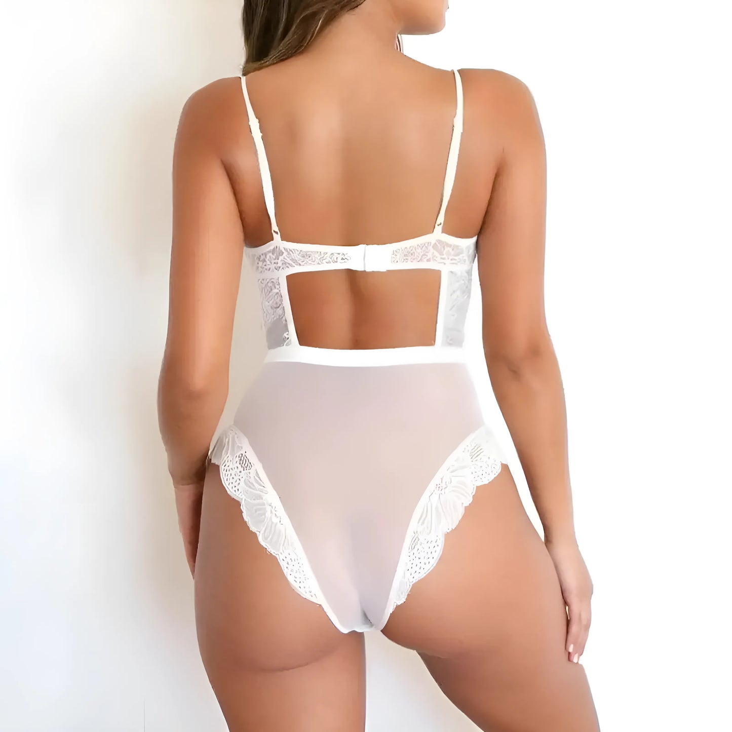 Body koronkowe z odkrytymi plecami