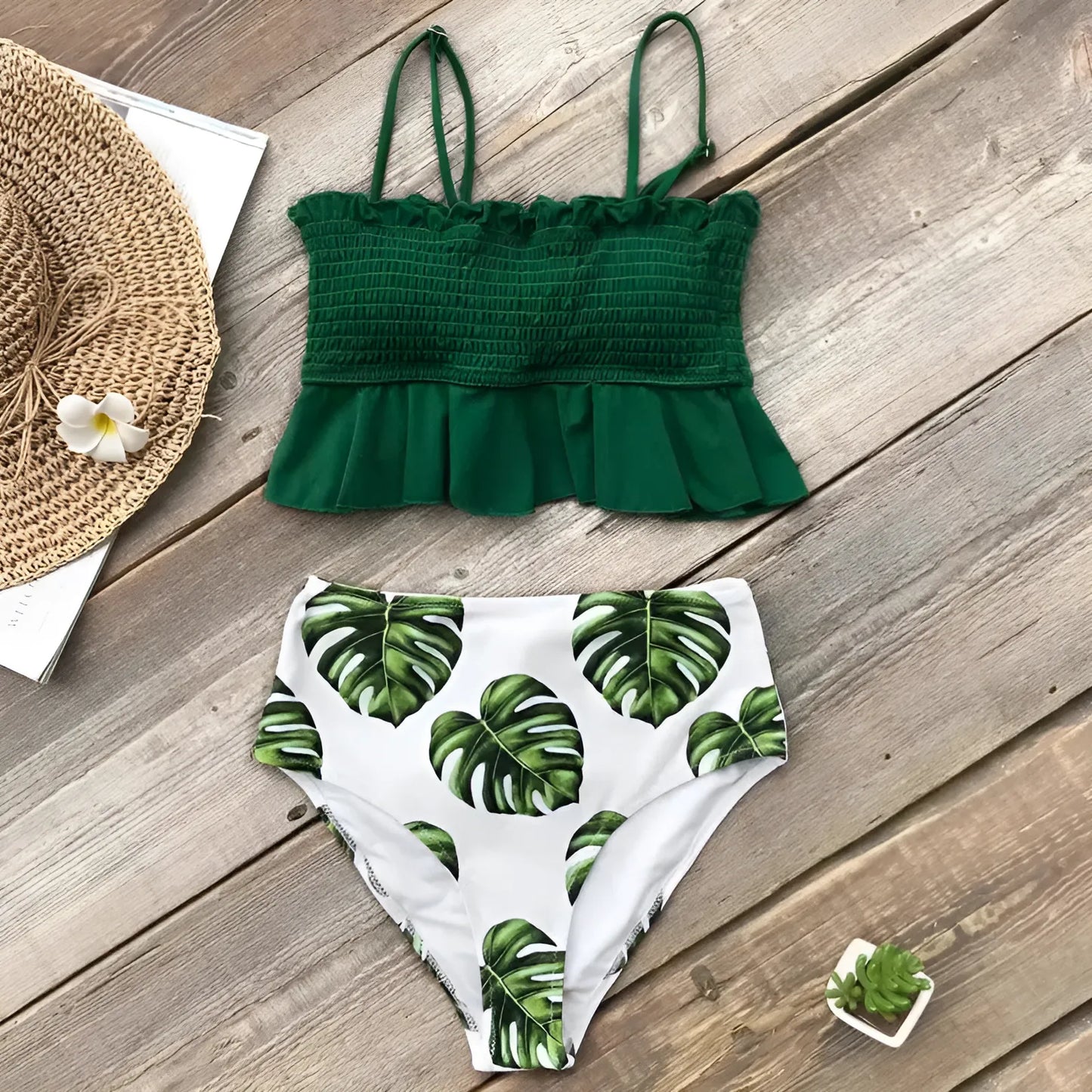 Dwuczęściowy strój kąpielowy bikini z falbanką