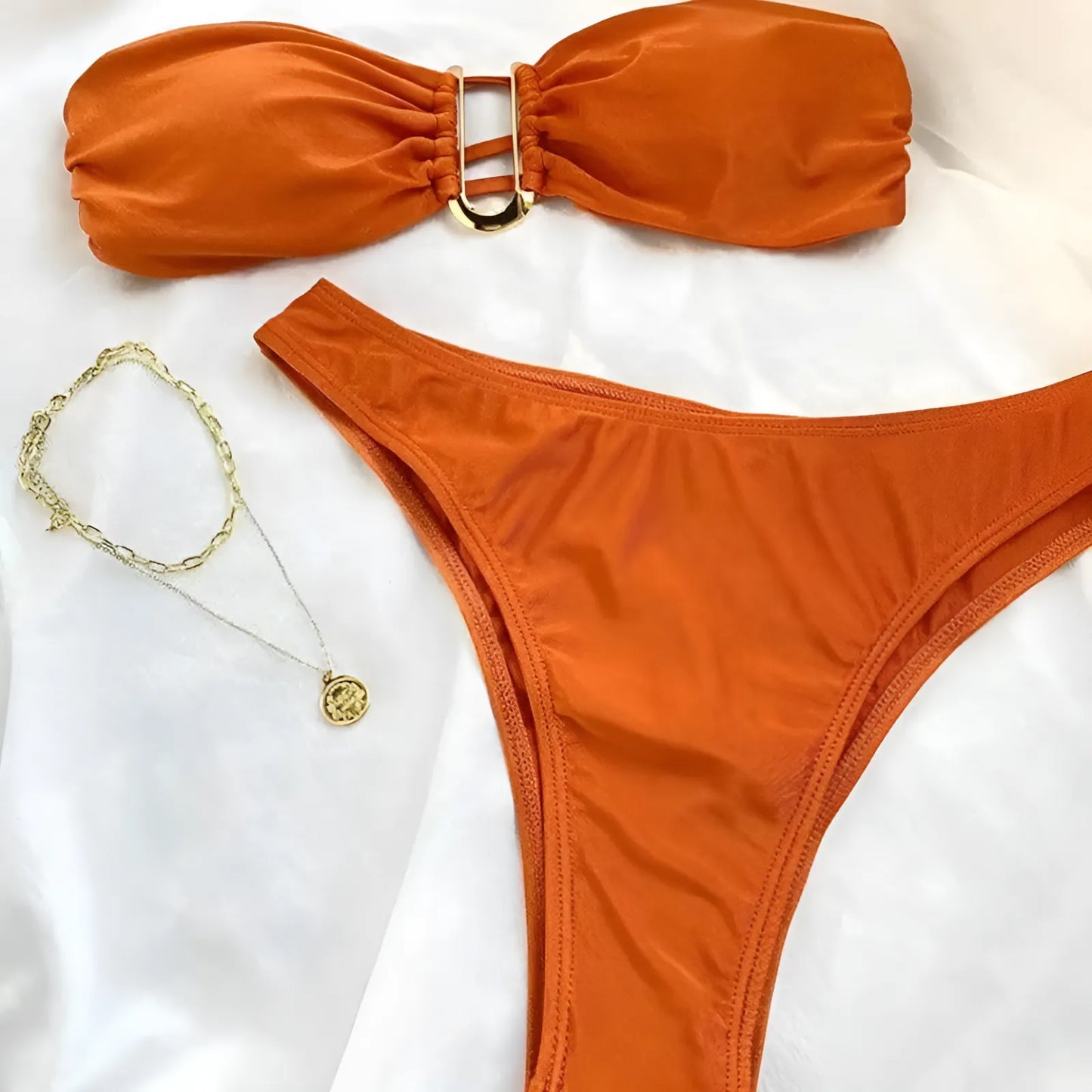 Dwuczęściowy strój kąpielowy typu bandeau