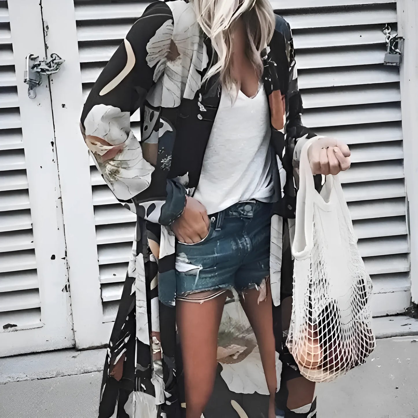 Kimono plażowe w duże kwiaty