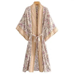 Kimono plażowe z ozdobnym wykonćzeniem - Beżowy / Uniwersalny