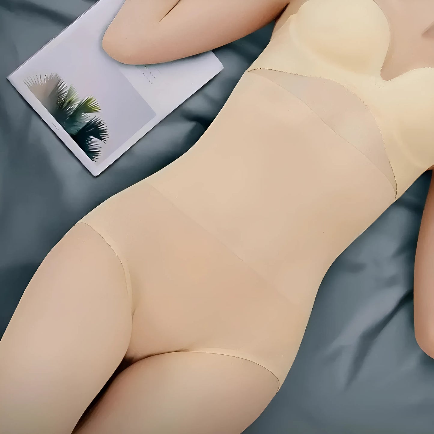 Klasyczne majtki wyszczuplające z wysokim stanem