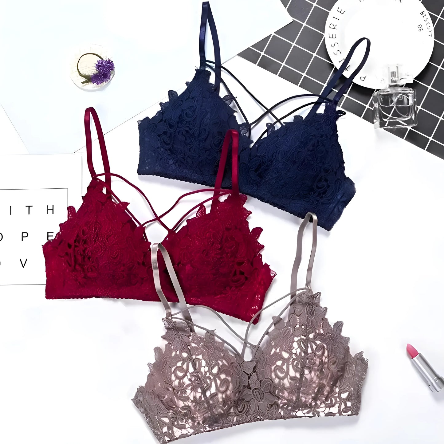 Koronkowy Biustonosz Bralette Z Ozdobnymi Paskami