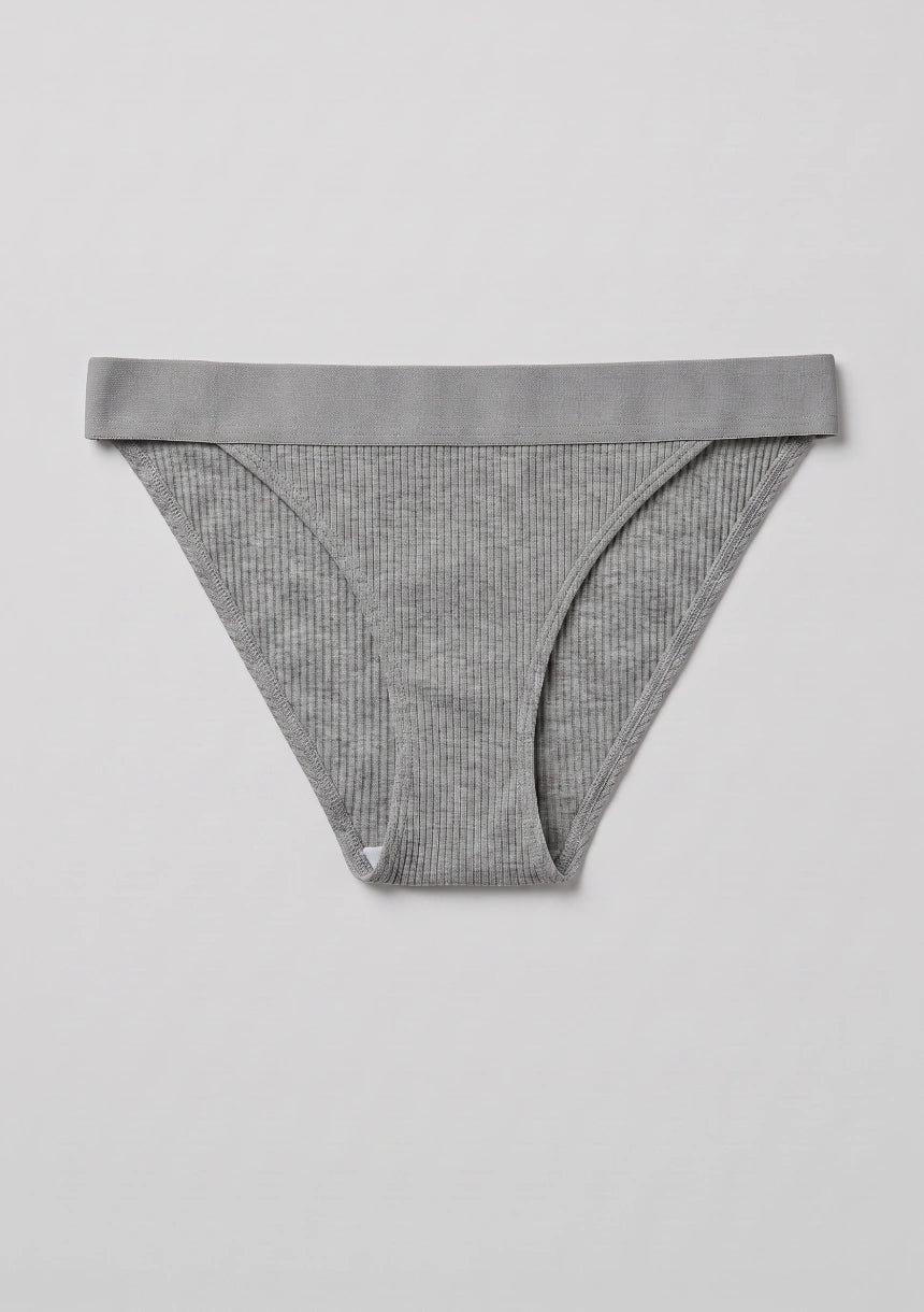 Prążkowane majtki figi z szeroką gumką