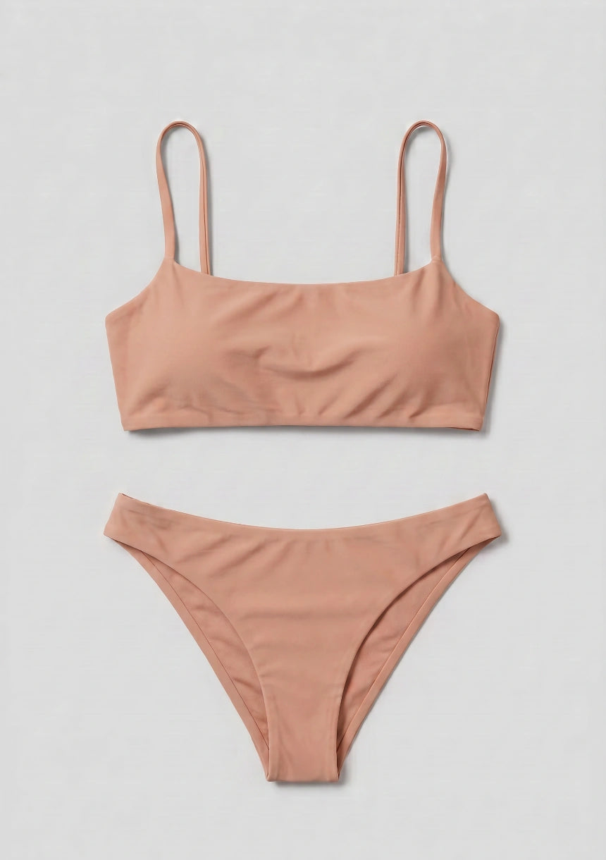 Minimalistyczny dwuczęściowy strój kąpielowy bikini