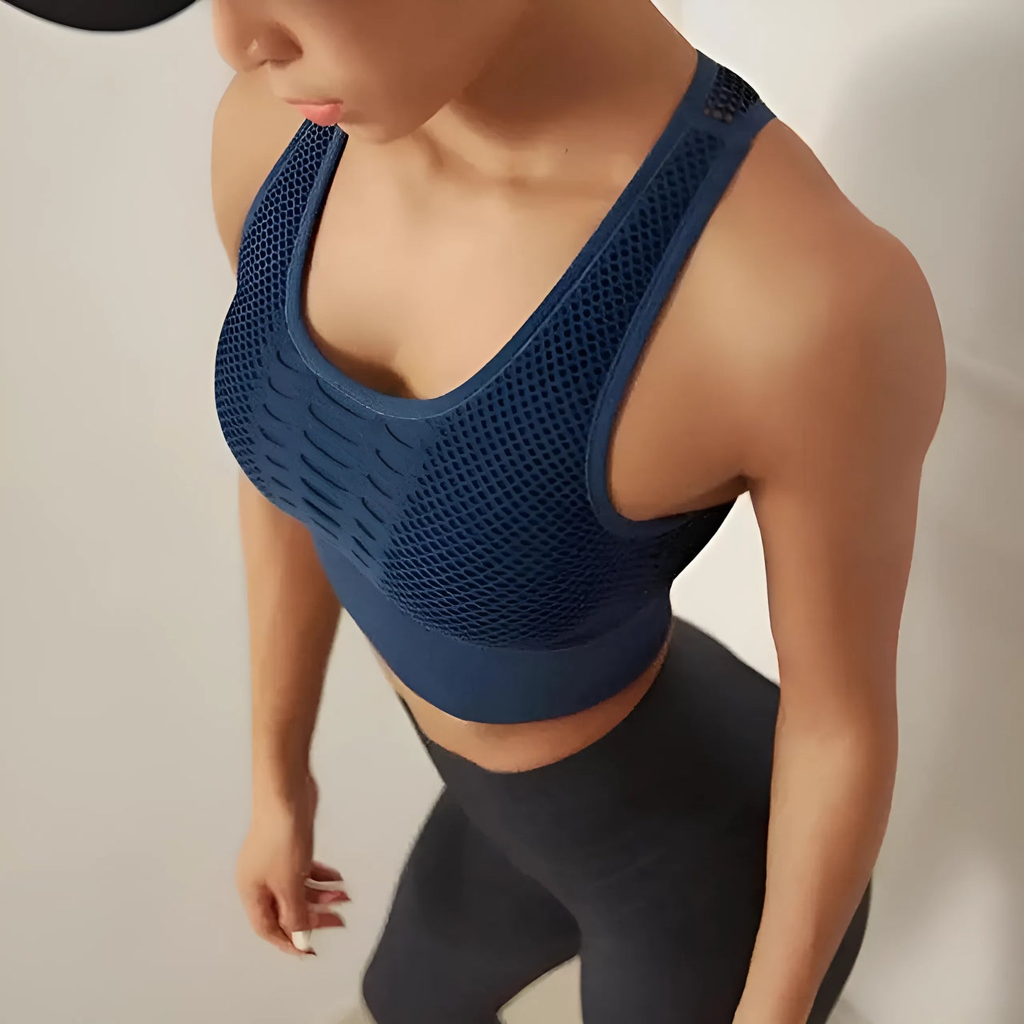 Oddychający biustonosz sportowy