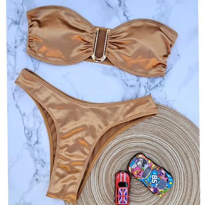 Bikini bez ramiączek z regulowanymi gąbeczkami