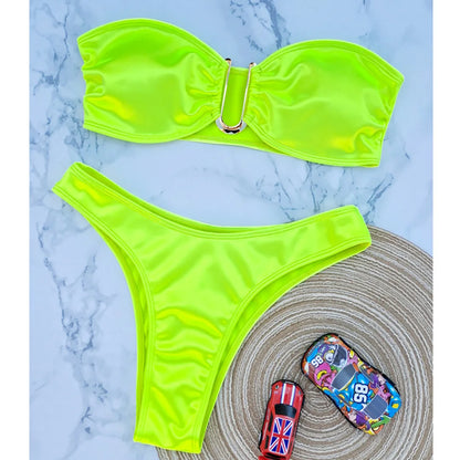 Bikini bez ramiączek z regulowanymi gąbeczkami