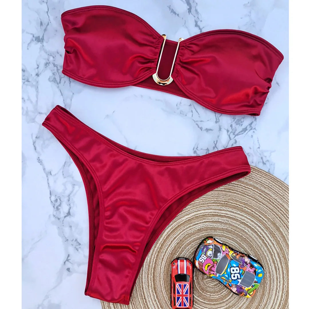 Bikini bez ramiączek z regulowanymi gąbeczkami