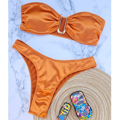 Bikini bez ramiączek z regulowanymi gąbeczkami