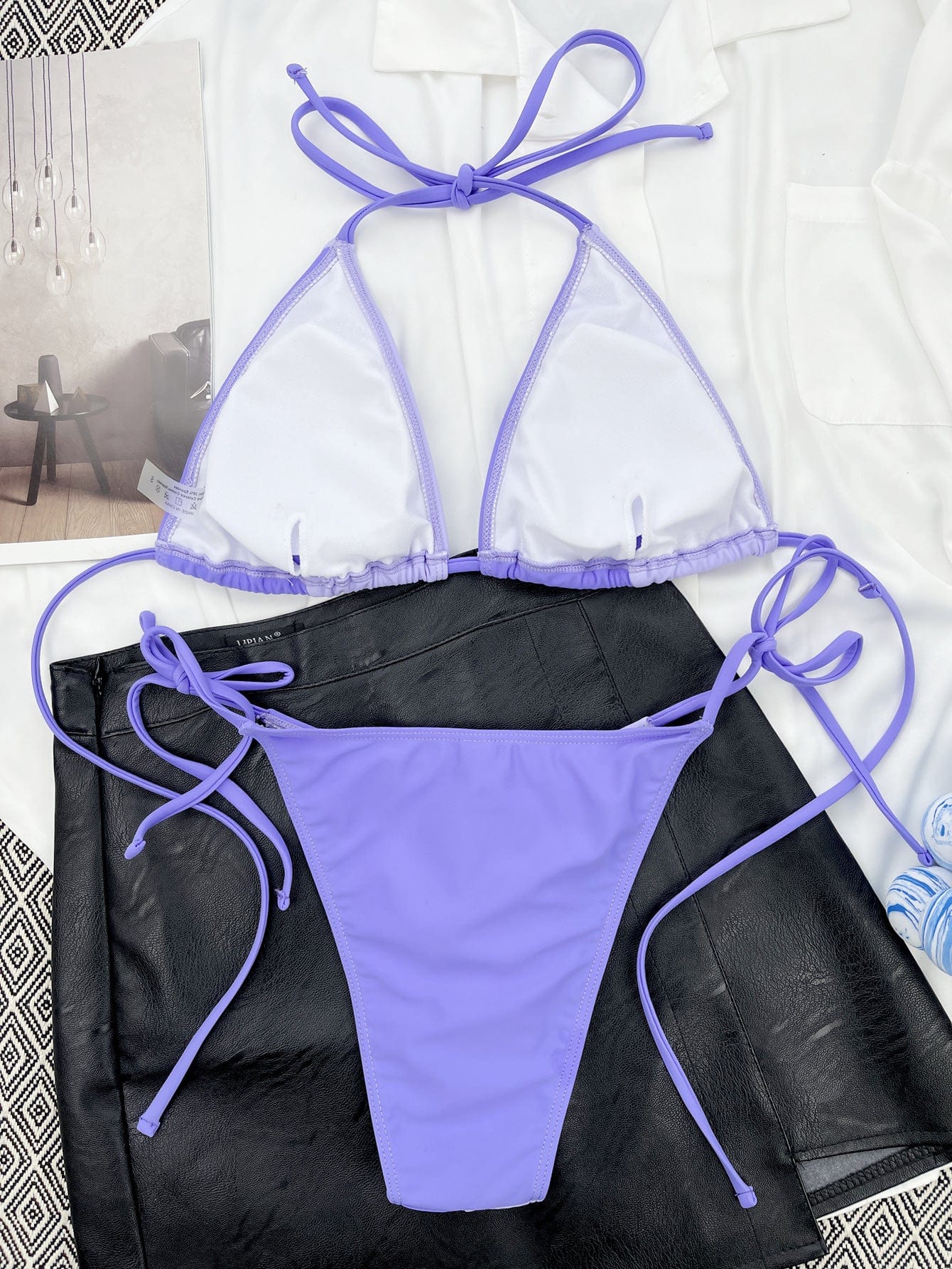 Dwuczęściowe bikini z wiązaniem