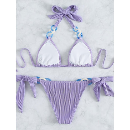 Prążkowane bikini z ozdobnymi pierścieniami