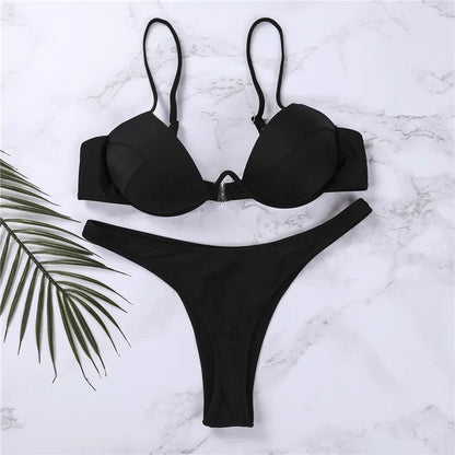 Bikini push-up z regulowanymi ramiączkami
