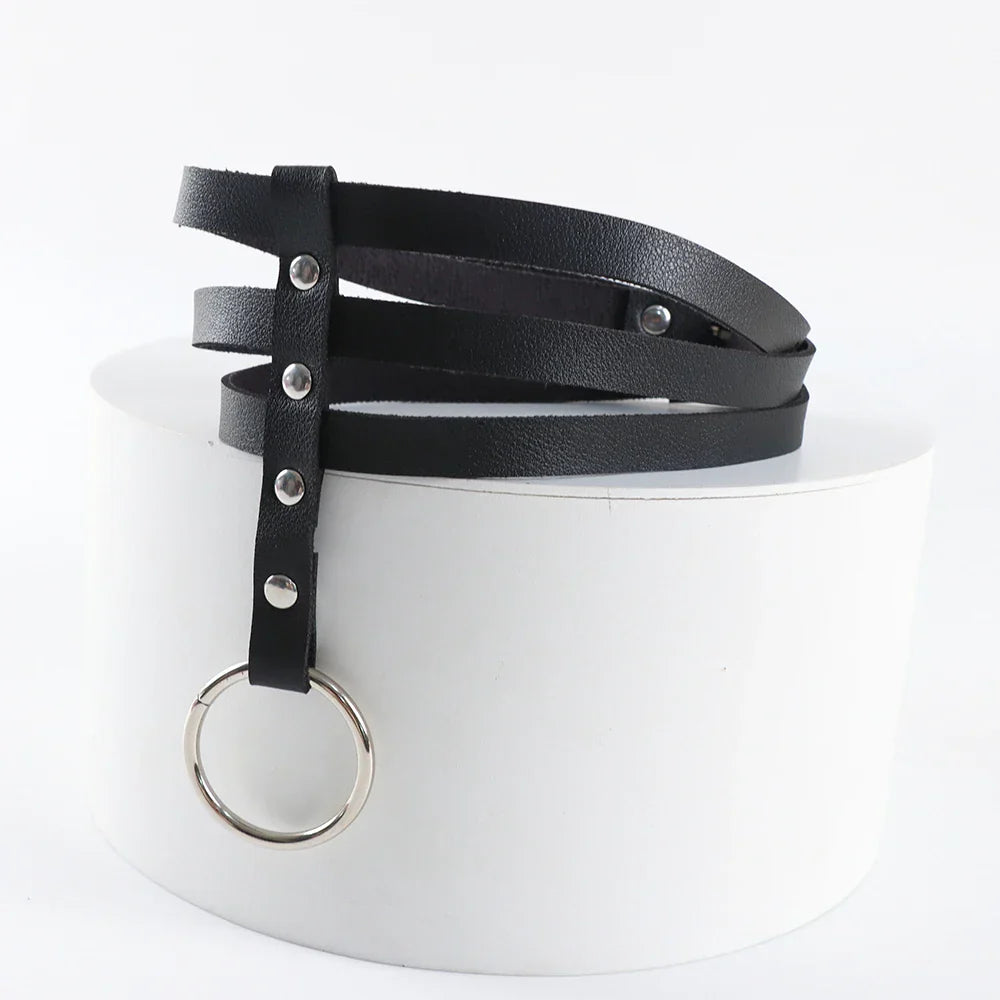 Choker harness z regulowanymi paskami