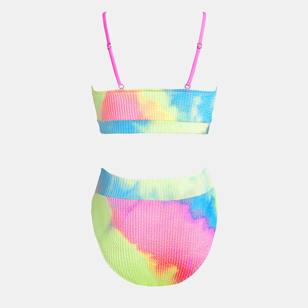 Bikini z elastycznego materiału o prążkowanej strukturze