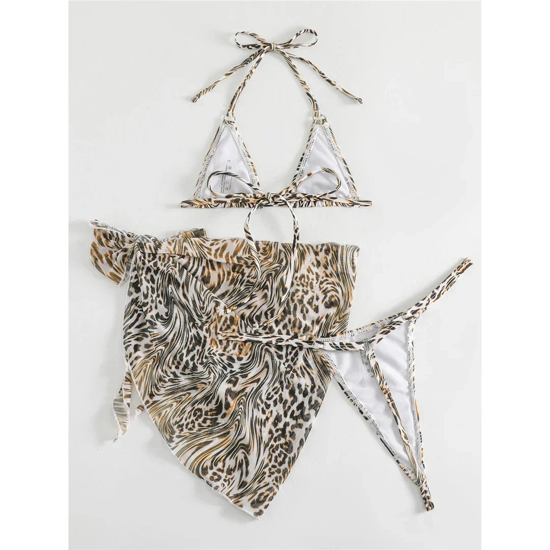 Dwuczęściowy strój kąpielowy w panterkę z wiązanym biustonoszem