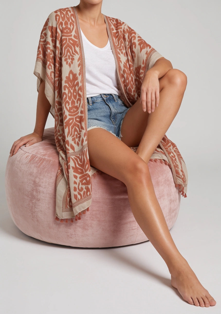 Klasyczne kimono plażowe w ornamenty