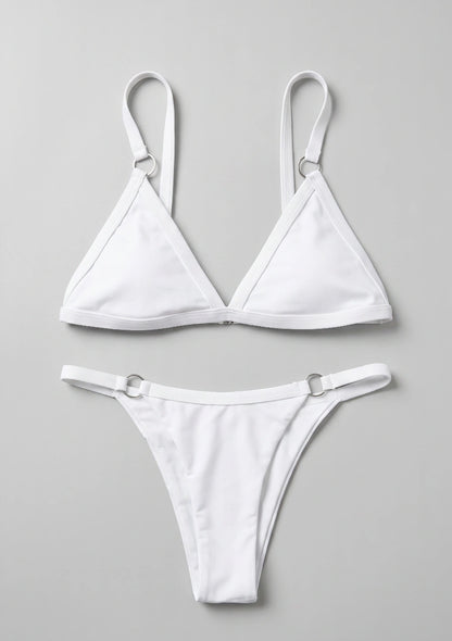 Klasyczny dwuczęściowy strój kąpielowy bikini z ozdobnymi kółkami