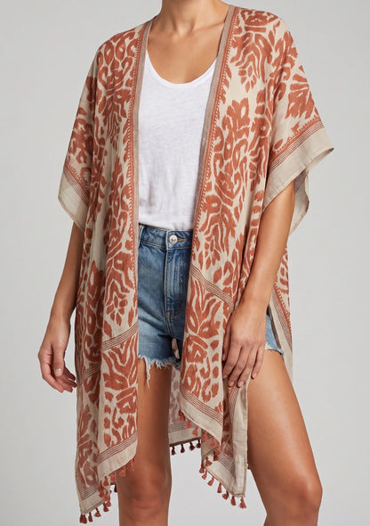 Klasyczne kimono plażowe w ornamenty