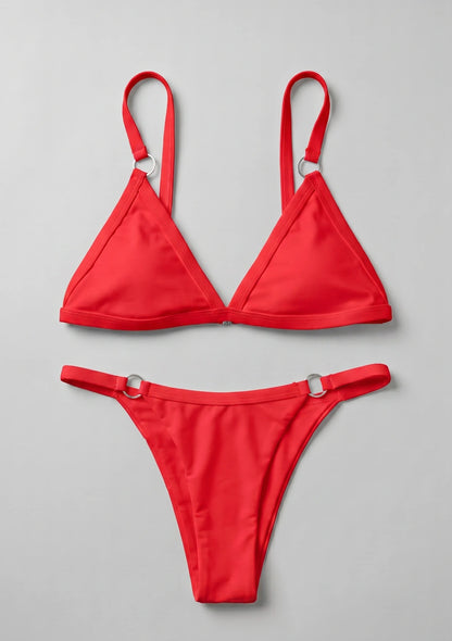 Klasyczny dwuczęściowy strój kąpielowy bikini z ozdobnymi kółkami