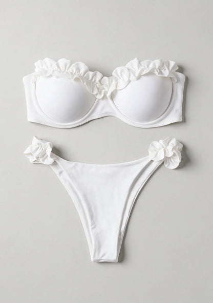 Dwuczęściowy strój kąpielowy bikini z ozdobnymi falbankami