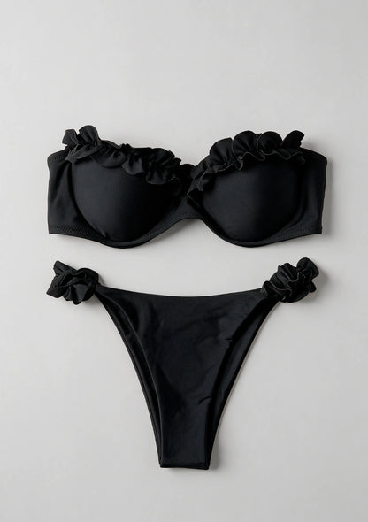 Dwuczęściowy strój kąpielowy bikini z ozdobnymi falbankami