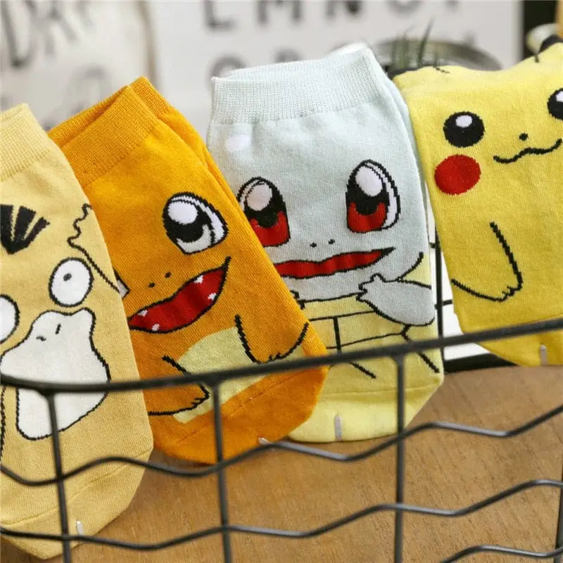 Skarpetki krótkie z nadrukami pokemonów